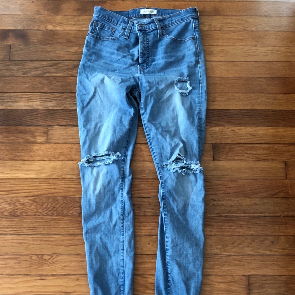 Madewell 9” Hi-Rise Distressed Skinny Jeans